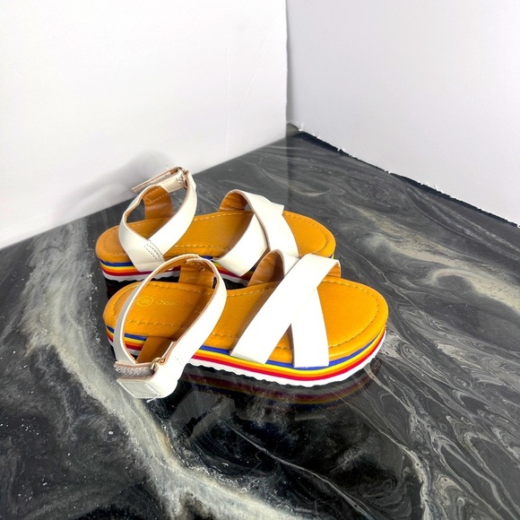 Other - Toddler like new sandals